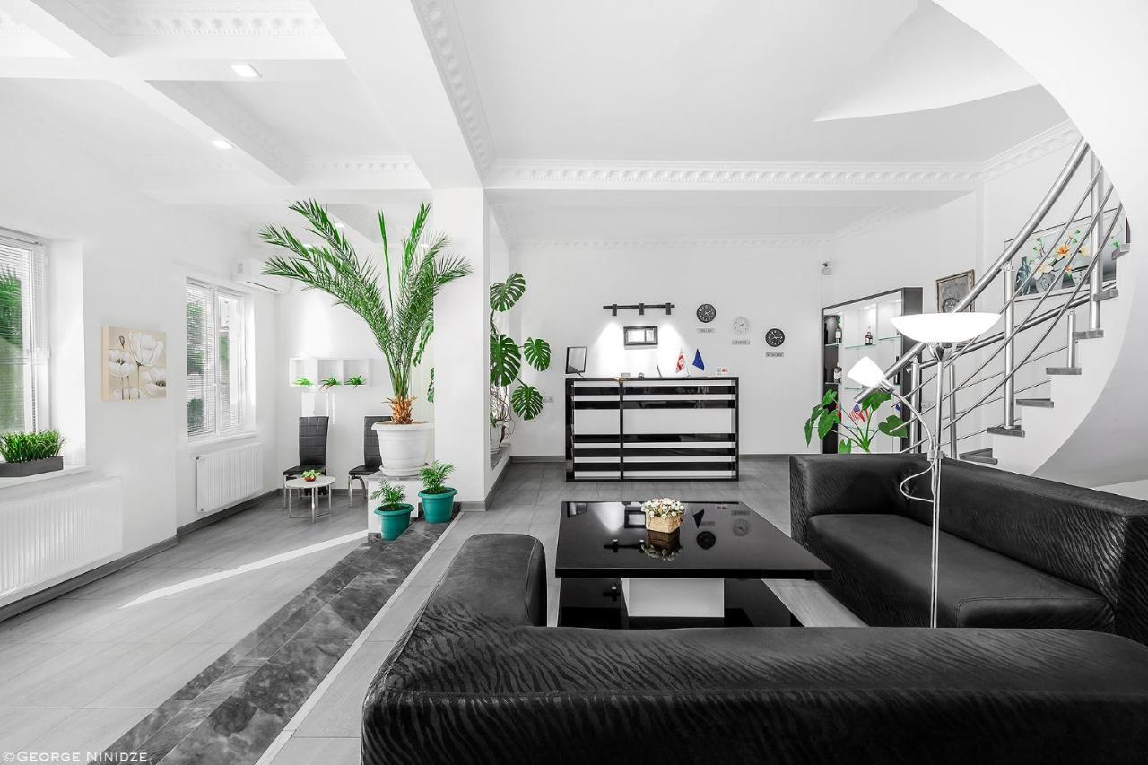 Hotel White House à Tbilissi Extérieur photo